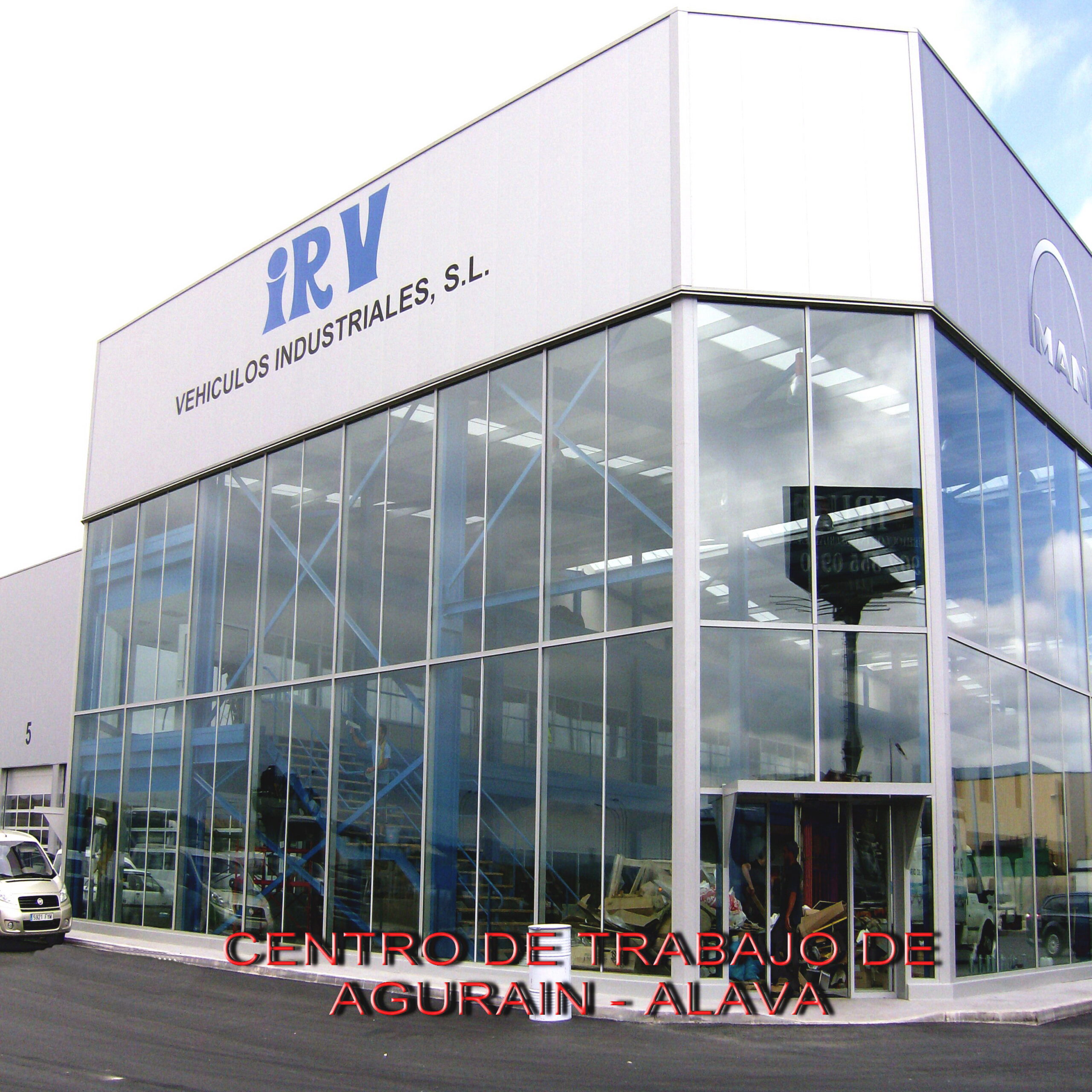 Foto fachada principal IRU